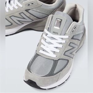 New Balance 990v5 Gray men’s Sneakers size 9
